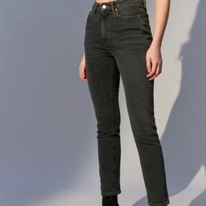 Urban Outfitter Girlfriend High-Rise Jeans